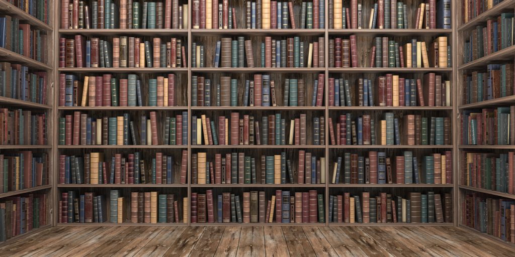 libros antiguos en una biblioteca